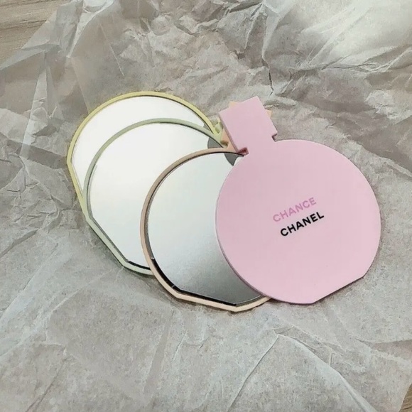 CHANEL Chance Beauty Makeup 3 Mirror novelty set - Picture 10 of 10